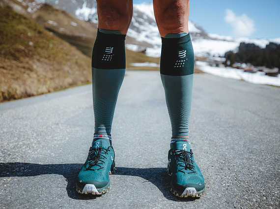 Гетры Compressport R2V2 Изумрудный - Фото 4 большая