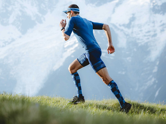 Гольфы Compressport Race & Recovery - UTMB 2021 - Фото 2 большая