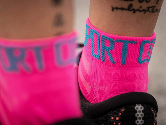 Носки Compressport Run Ultralight Low v3 Розовый - Фото 4 большая