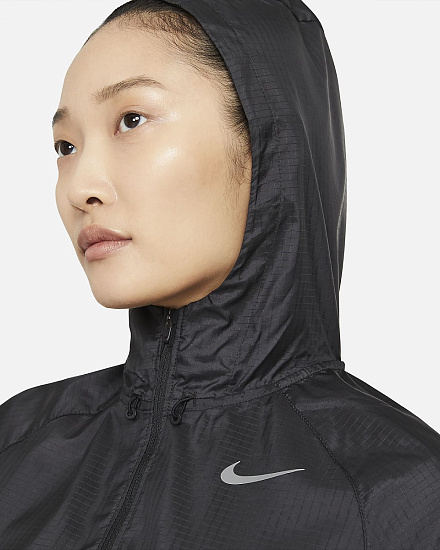 Куртка женская Nike Essential Run Division Black - Фото 7 большая