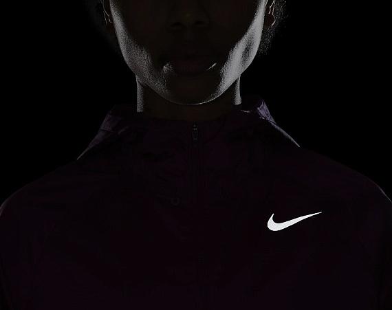 Куртка женская Nike Essential Run Division Red Plum/Cool Grey - Фото 8 большая