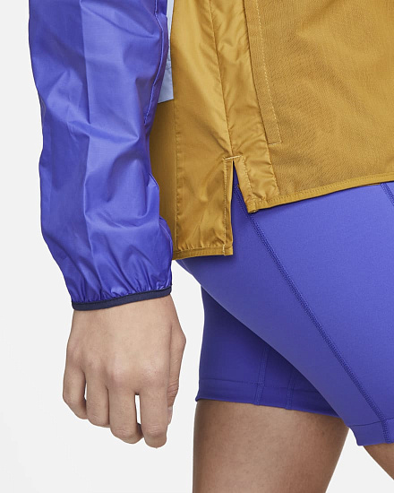 Куртка женская Nike Shield Trail Aluminium/Lapis/Midnight Navy/Black - Фото 6 большая