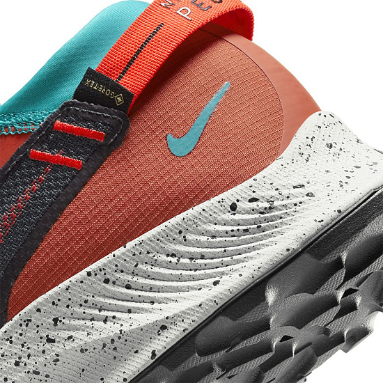 Кроссовки мужские Nike Pegasus Trail 2 GTX Dark Smoke Grey/Martian Sunrise/Aquamarine/Bright Crimson - Фото 8 большая