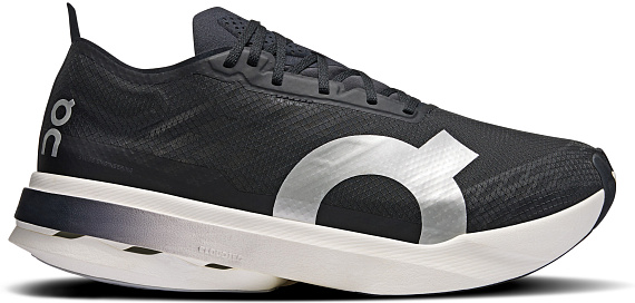 Кроссовки мужские On Cloudboom Strike Black/White - Фото 1 большая