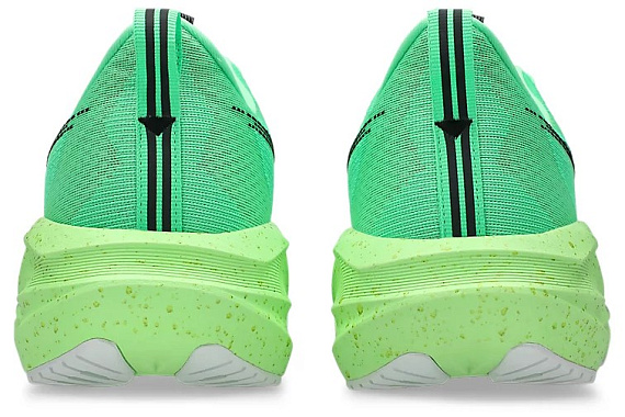 Кроссовки мужские ASICS Novablast 5 Vital Green/Black - Фото 2 большая