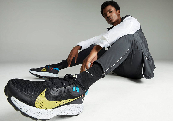 Кроссовки мужские Nike Pegasus Trail 2 Cargo Khaki/Light Army/Bright Crimson/Black - Фото 3 большая