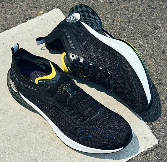 Кроссовки мужские Anta Mach Pro Black/Castle Grey/Durian Yellow - Фото 4 большая