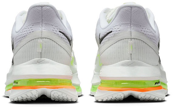 Кроссовки мужские Nike Pegasus Premium White/Black/Off White/Volt/Volt Ice/Total Orange - Фото 3 большая