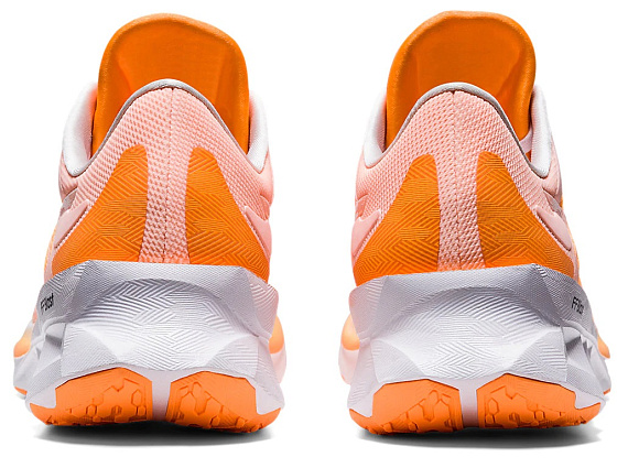Кроссовки мужские ASICS Novablast Orange Pop/White - Фото 3 большая