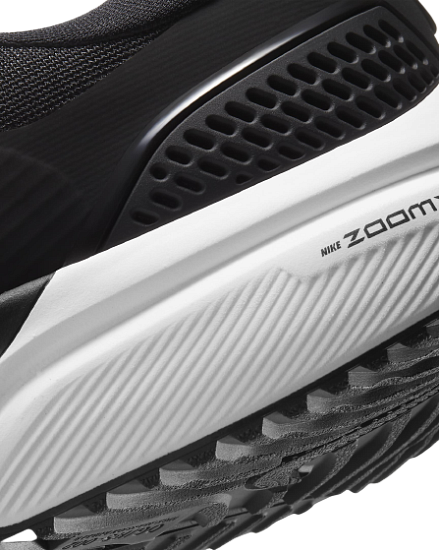 Кроссовки мужские Nike Air Zoom Vomero 15 Black/Anthracite/Volt/White - Фото 4 большая