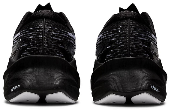 Кроссовки мужские ASICS Novablast 3 Black/White - Фото 4 большая