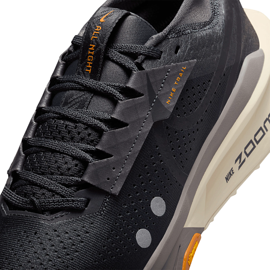 Кроссовки мужские Nike Zoomx Zegama Trail 2 Off Noir/Black/Monarch/Pale Ivory - Фото 2 большая