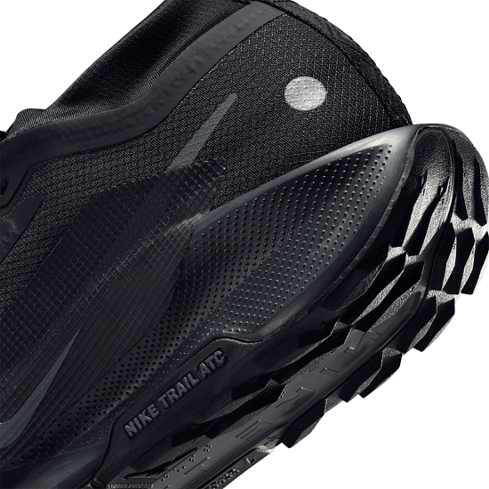 Кроссовки мужские Nike Pegasus Trail 5 Gtx Black/Black/Anthracite - Фото 2 большая