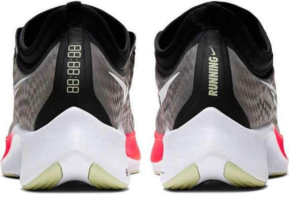 Кроссовки мужские Nike Zoom Fly 3 Black/Laser Crimson/Olive Aura/White - Фото 3 большая