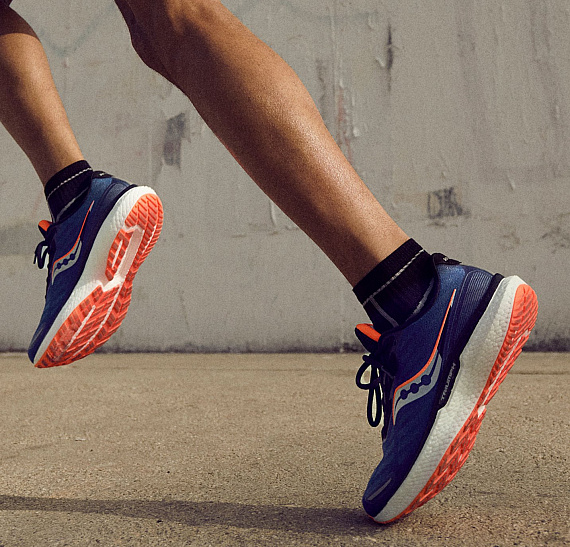 Кроссовки мужские Saucony Triumph 19 Sapphire/Vizi Red - Фото 5 большая
