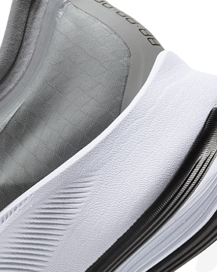 Кроссовки мужские Nike Zoom Fly 3 Particle Grey/Metallic Silver-Black - Фото 2 большая