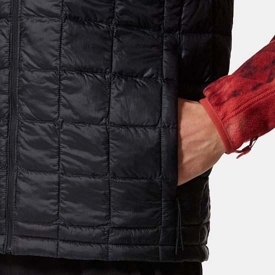 Жилет мужской The North Face Thermoball Eco TNF Black - Фото 5 большая