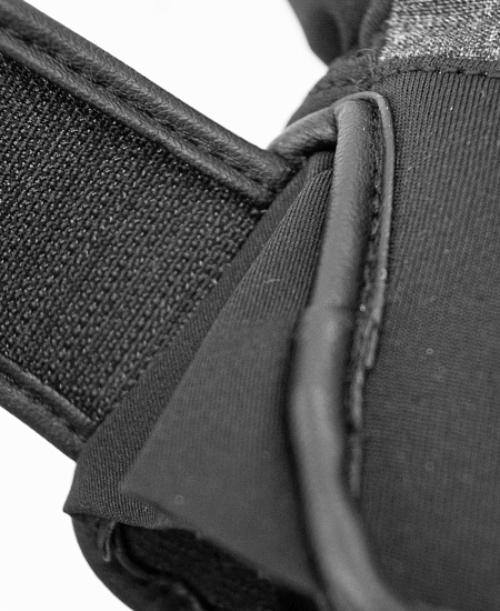 Перчатки мужские Reusch Luca R-Tex XT Black/Black Melange/Fire Red - Фото 8 большая