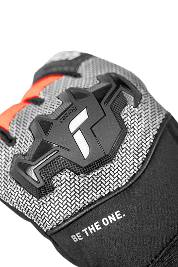 Перчатки детские Reusch Worldcup Warrior R-Tex XT Junior Black/Silver/Fluo Red - Фото 5 большая