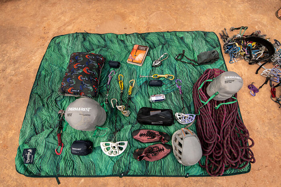 Подушка Therm-a-Rest Compressible Cinch L Sage Topo Wave Green - Фото 5 большая