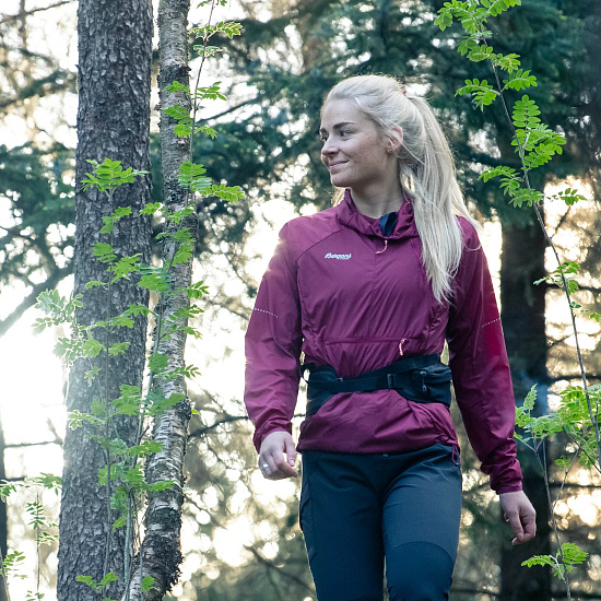 Поясная сумка Bergans Vengetind Hip Pack 6 Black - Фото 6 большая