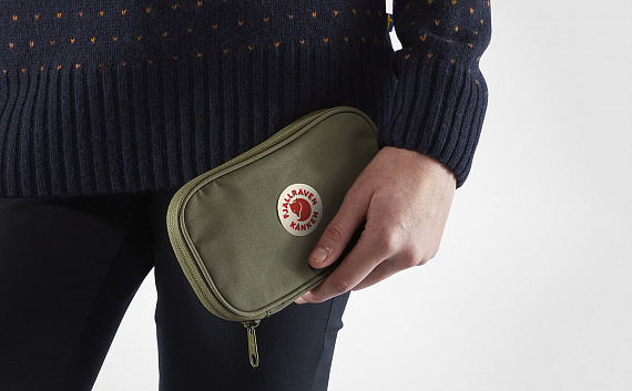 Кошелек Fjallraven Kanken Travel Wallet Navy - Фото 2 большая