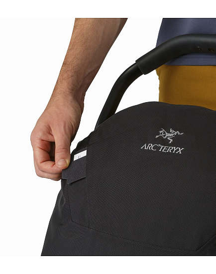 Сумка на колесах Arcteryx V110 Rolling Duffel Black - Фото 9 большая