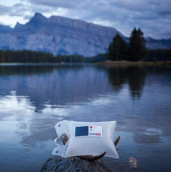 Автономный светодиодный светильник на солнечной батарее Luminaid Packlite16 - Фото 5 большая