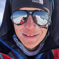 Михаил Тарасов