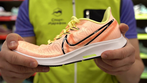 Кроссовки женские Nike Air Zoom Pegasus 36 Prm Rise Crimson Tint/Black-Luminous Green - Фото 2 большая