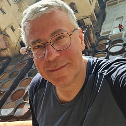 Максим Высотский