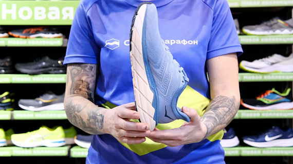 Кроссовки женские Hoka Arahi 5 Blue Fog/Provincial Blue - Фото 2 большая