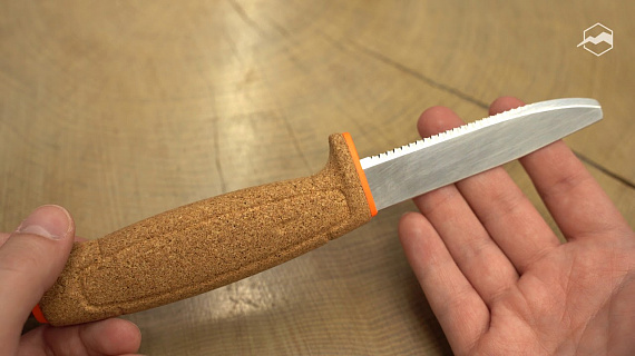 Нож Morakniv Floating Serrated - Фото 1 большая