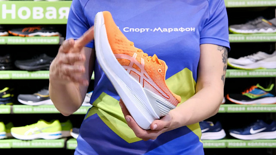 Кроссовки женские ASICS Glideride 2 Sun Peach/White - Фото 2 большая
